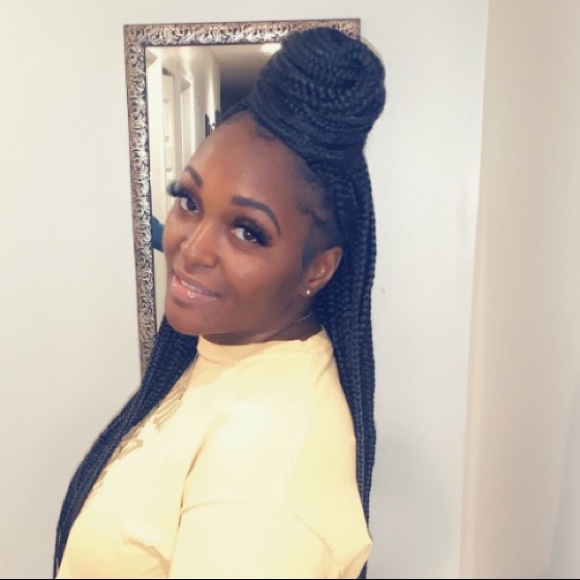 Meet your Posher, Deidra - Picture 1 of 1